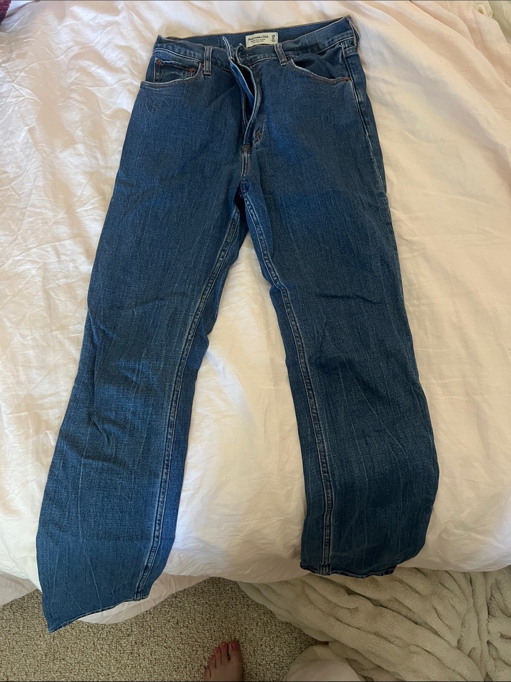 Abercrombie & Fitch Women's Straight-Leg Jeans in Dark Blue Denim